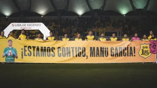 Manuel García no jugará más al fútbol, red X