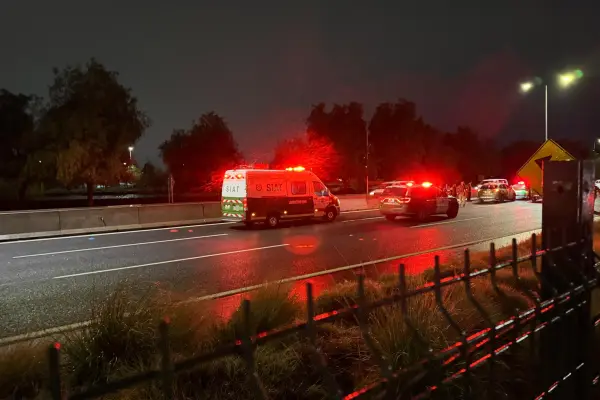 Accidente en Costanera Norte ,IEC-180 CONTROL STGO