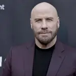 John Travolta explora Chile y es visto en distintos rincones de Santiago,   