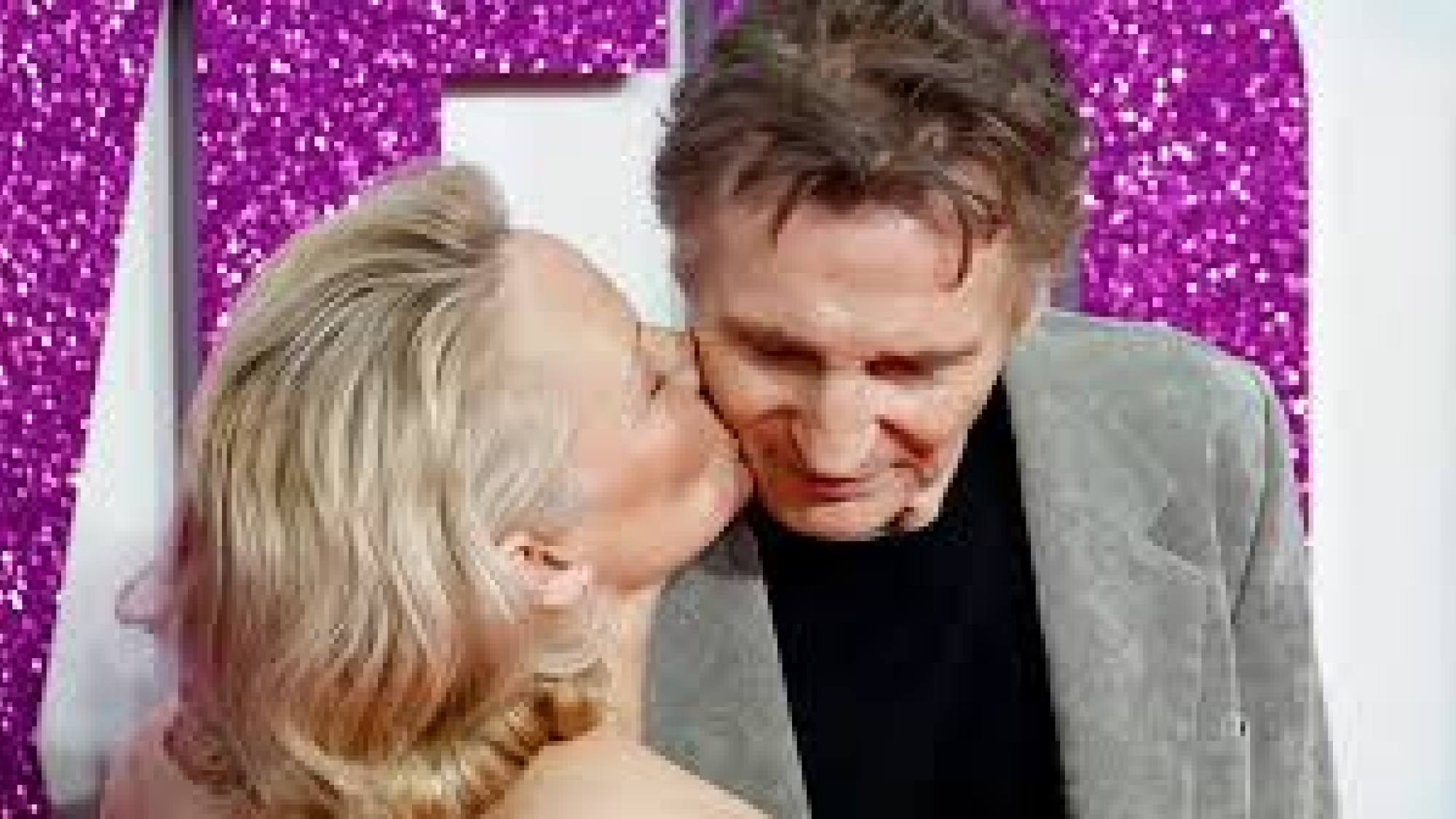 ¡Todo fue una mentira! Aseguran que romance entre Liam Neeson y Pamela Anderson era falso