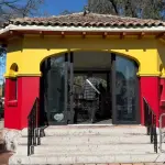 La emblemática y recuperada pérgola de Plaza Ñuñoa, red X
