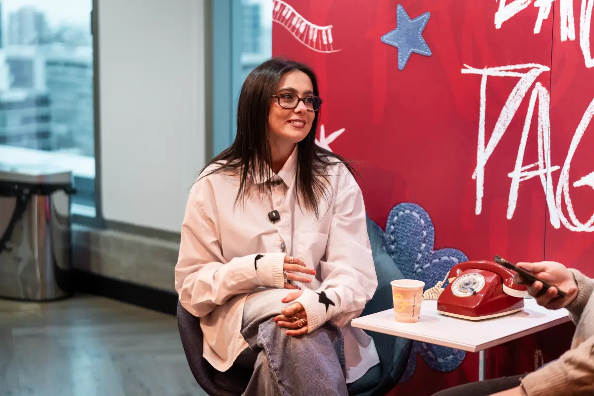 Chiara Oliver en Chile, Alexandra Pérez