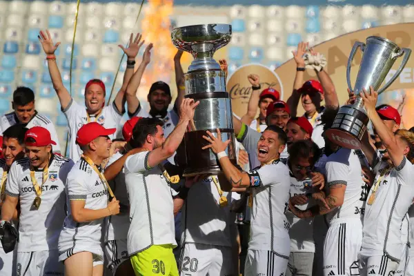 Colo Colo es el último campeón de la Supecopa ,red X