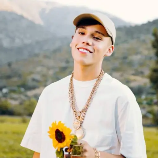 Jere Klein  ,Redes sociales | Referencial