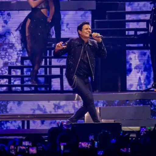 Chayanne en el Movistar Arena de Santiago ,red X