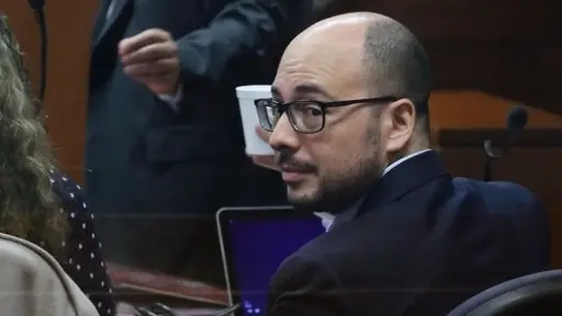 Vuelve Nicolás López a la industria , Redes sociales | Referencial