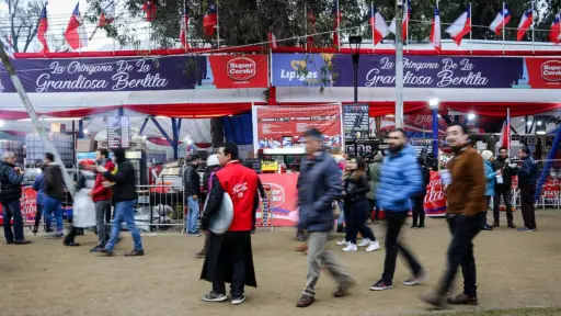 Fondas del Parque O´Higgins tendrán seguridad nivel aeropuerto y lista negra para quienes cometan incivilidades, Redes sociales | Referencial