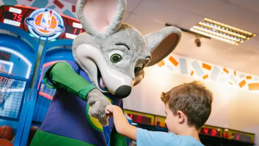 Chuck E. Cheese presenta el Pase Chuck E. Fan: visitas ilimitadas y beneficios con tarifa fija mensual, Cedida