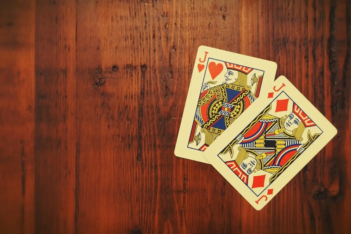 Cómo entender las manos iniciales en Texas Hold'em, Cedida