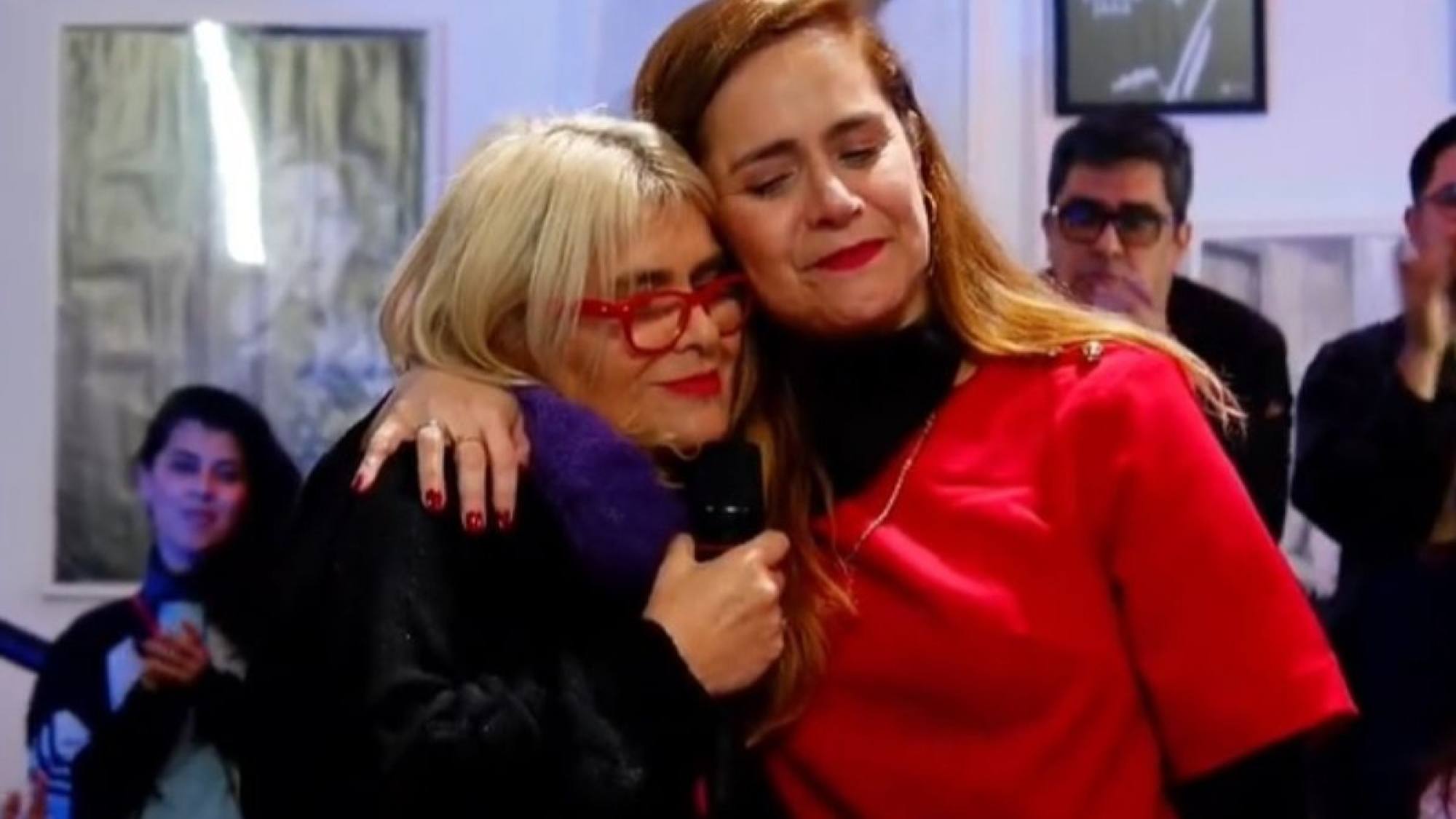 “Tengo una voz que no calla”: el emotivo adiós de Natalia Valdebenito de radio “Súbela”