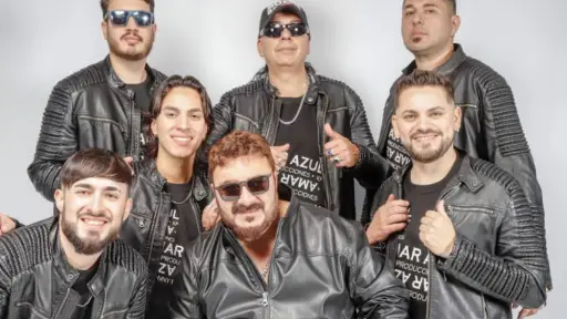 Amar Azul, Instagram