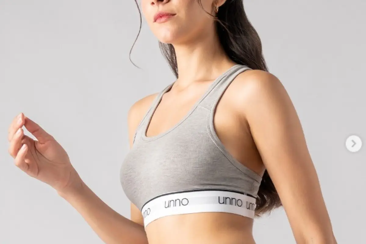 UNNO Underwear, Cedida