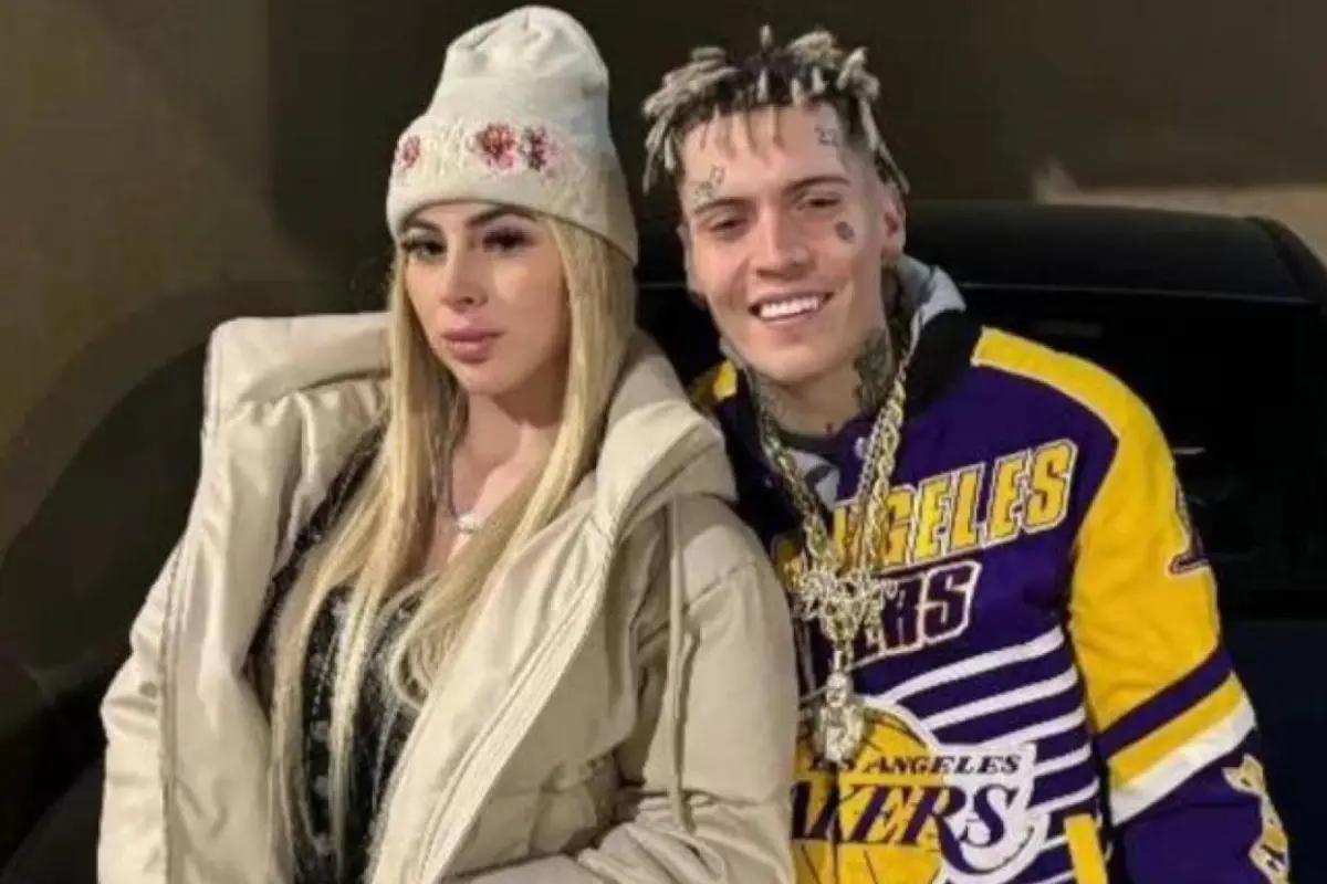 Anaís Vilches y Marcianeke, Redes Sociales