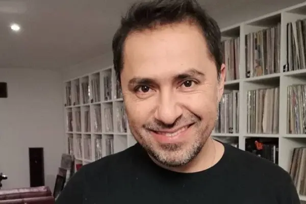 Chico Pérez ,    