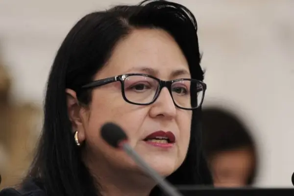 Dorothy Pérez