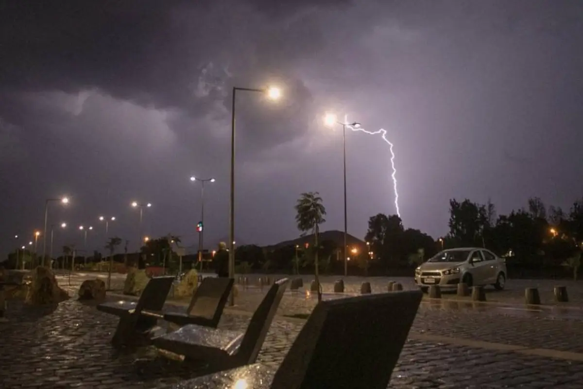 tormenta eléctrica