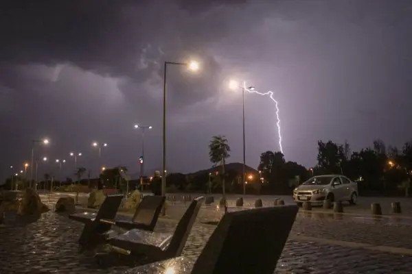 tormenta eléctrica
