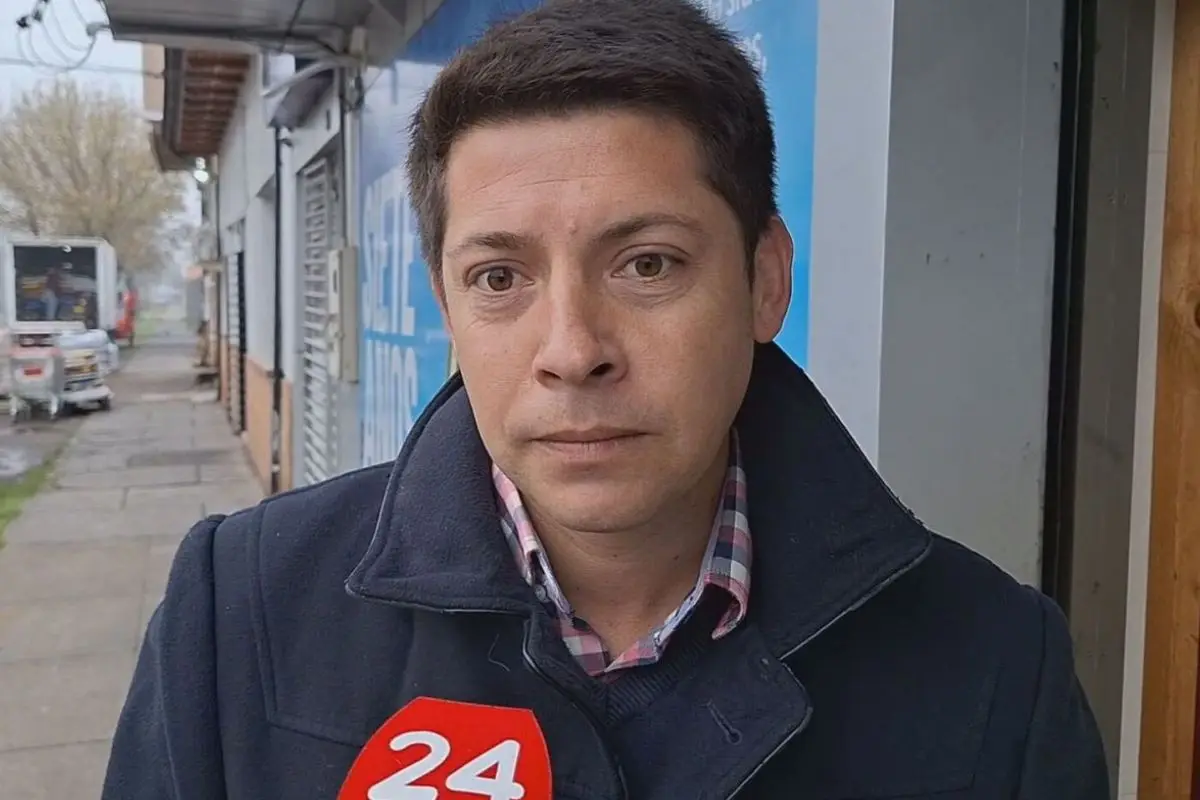 El alcalde de Vichuquén fue detenido tras conducir ebrio, red X