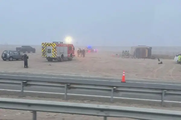 Bus accidentado llevaba 60 pasajeros  ,red X