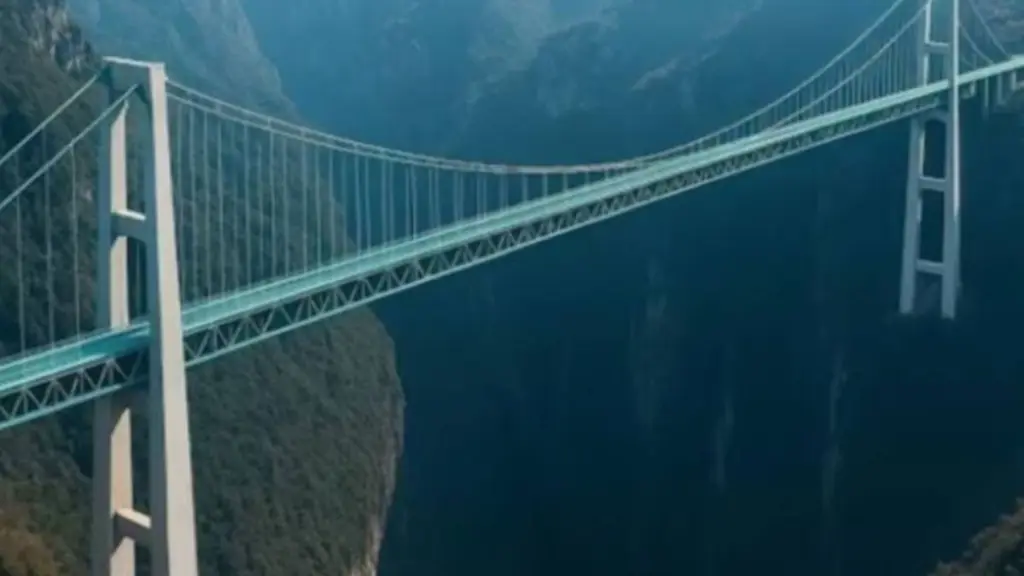    - El Mundo-Puente Huajiang