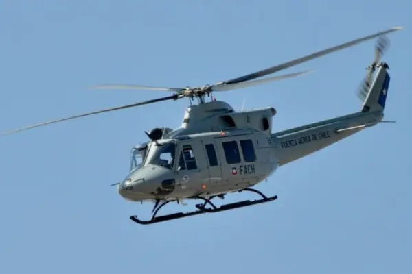 Alarma por desaparición de helicóptero de la FACh ,red X