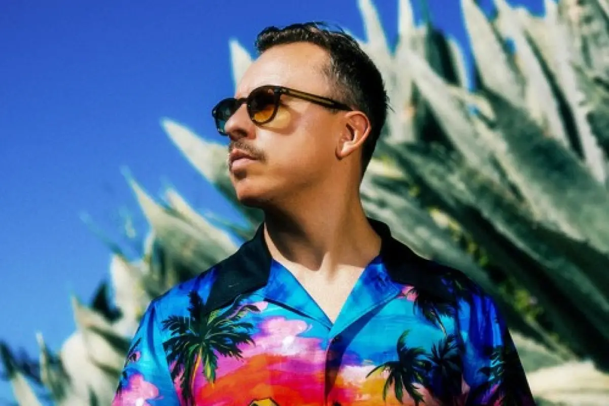 Purple Disco Machine, Redes sociales