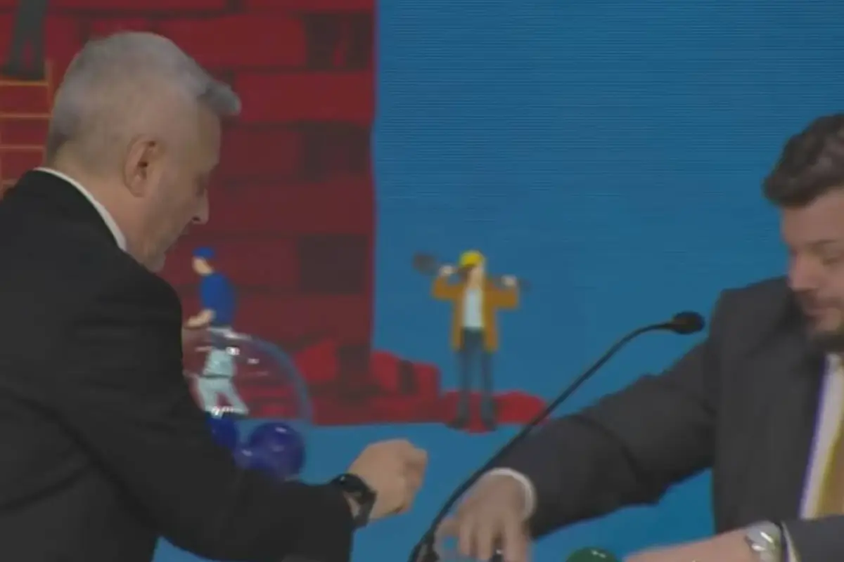 Juan Manuel Astorga, Redes Sociales