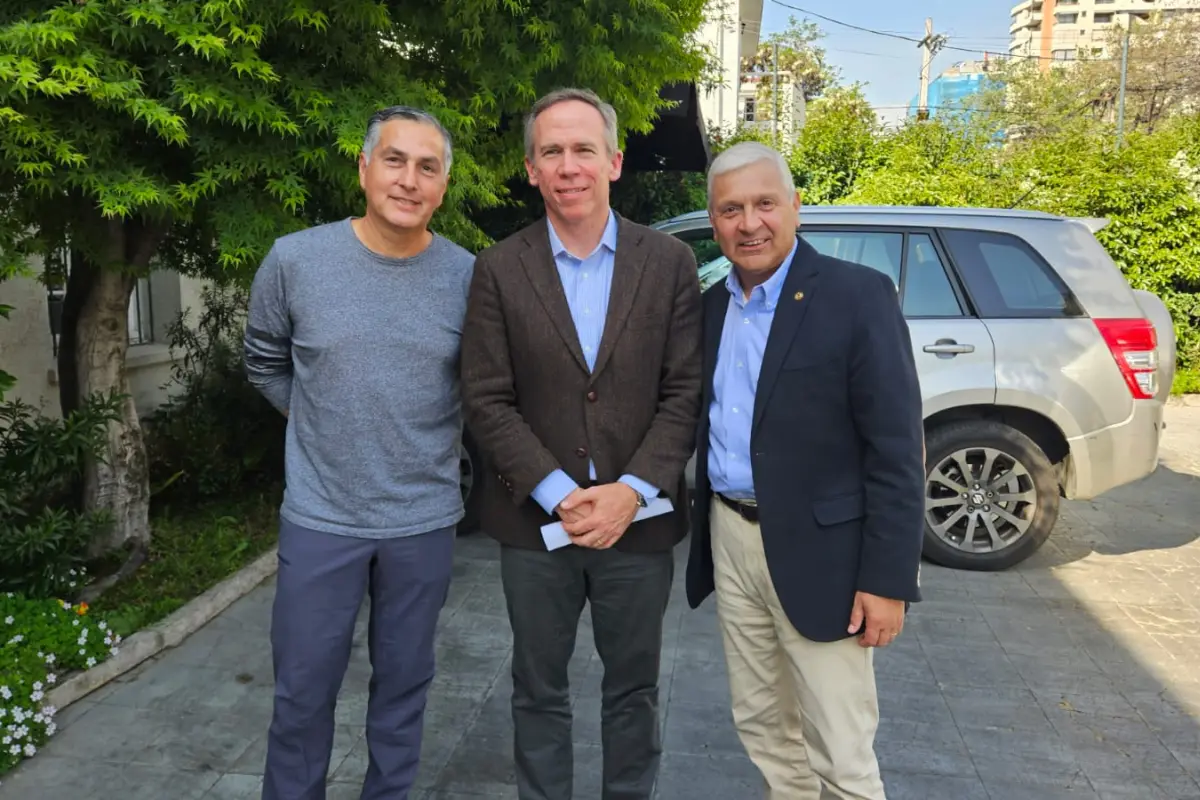 Ex generales directores analizan estallido social y hacen fuerte guiño a diputado Jorge Alessandri, Cedida