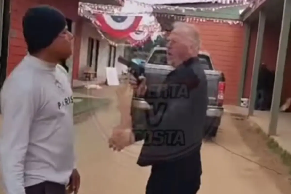 Empresario amenazó a trabajadores de delivery, Captura