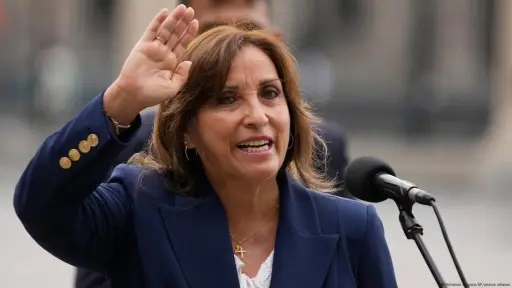 Dina Boluarte fue destituida de la presidencia de Perú, Redes sociales | Referencial