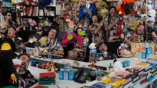 31 Minutos en Tiny Desk, Instagram