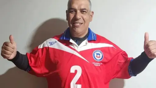 Cristián Castañeda con la 2 de la Roja, Instagram