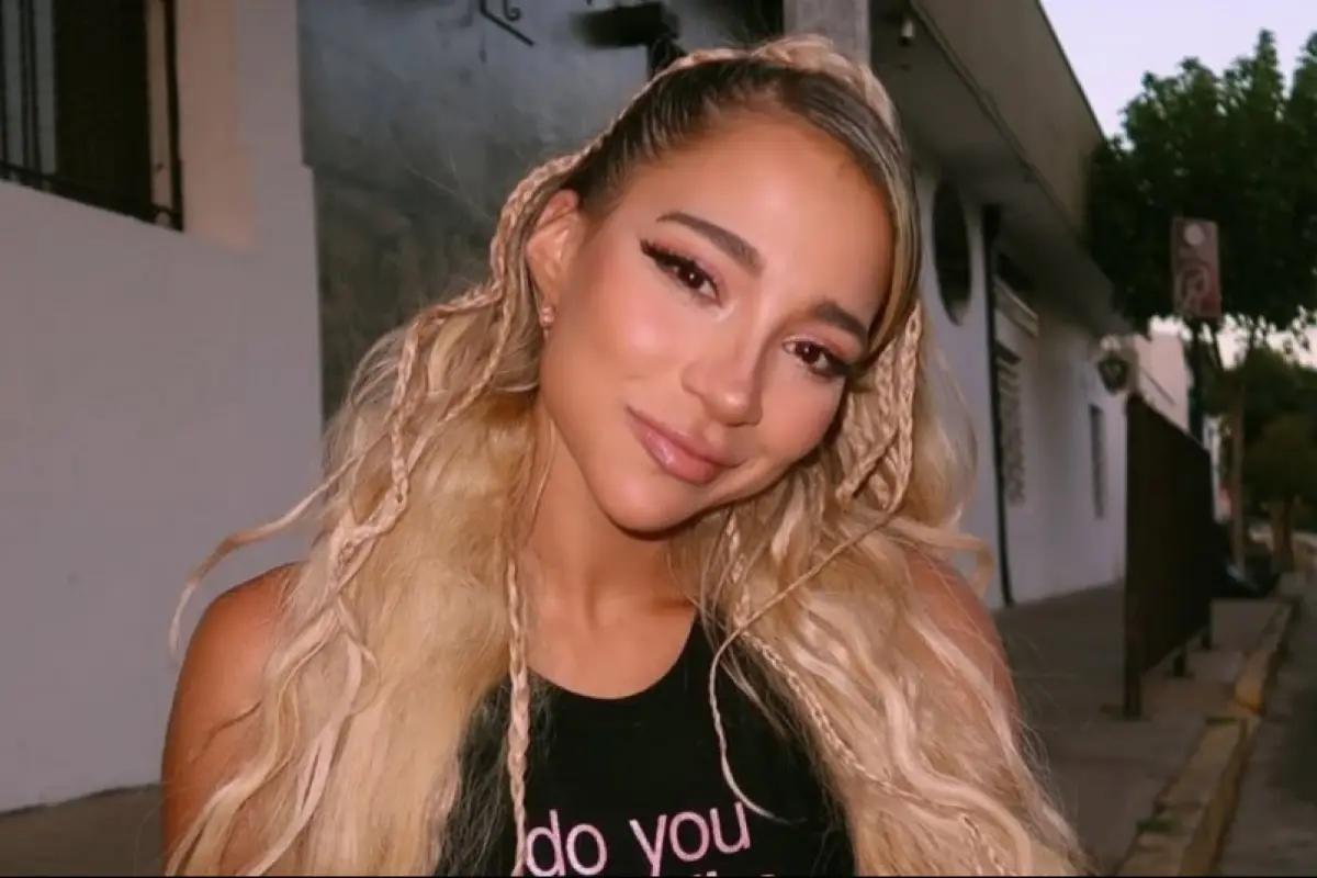 Princesa Alba , Redes sociales | Referencial