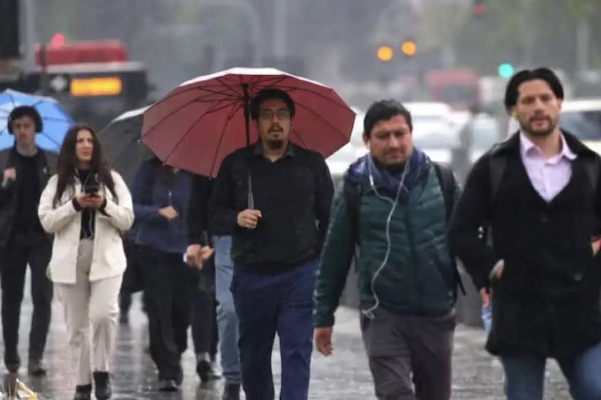 Lluvia en Santiago