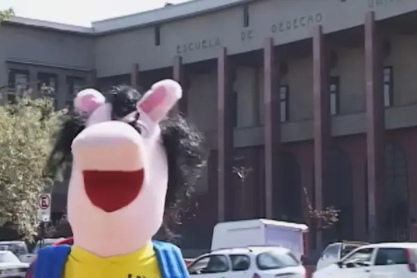 Juan Pablo Sopa en la escuela de derecho ,Captura