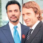 Camiroaga y Cárcamo, Redes Sociales