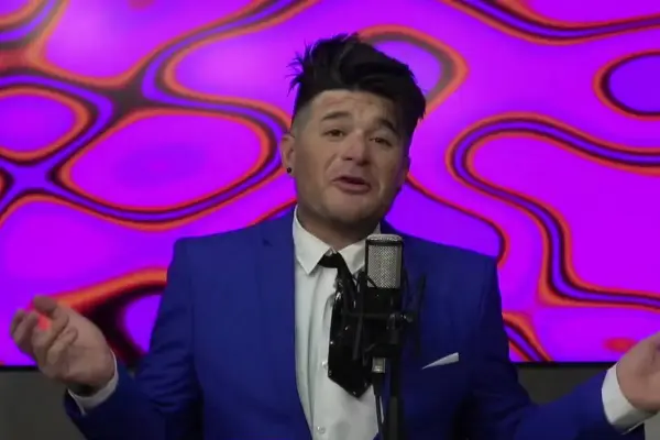 Junior Playboy ,Redes Sociales