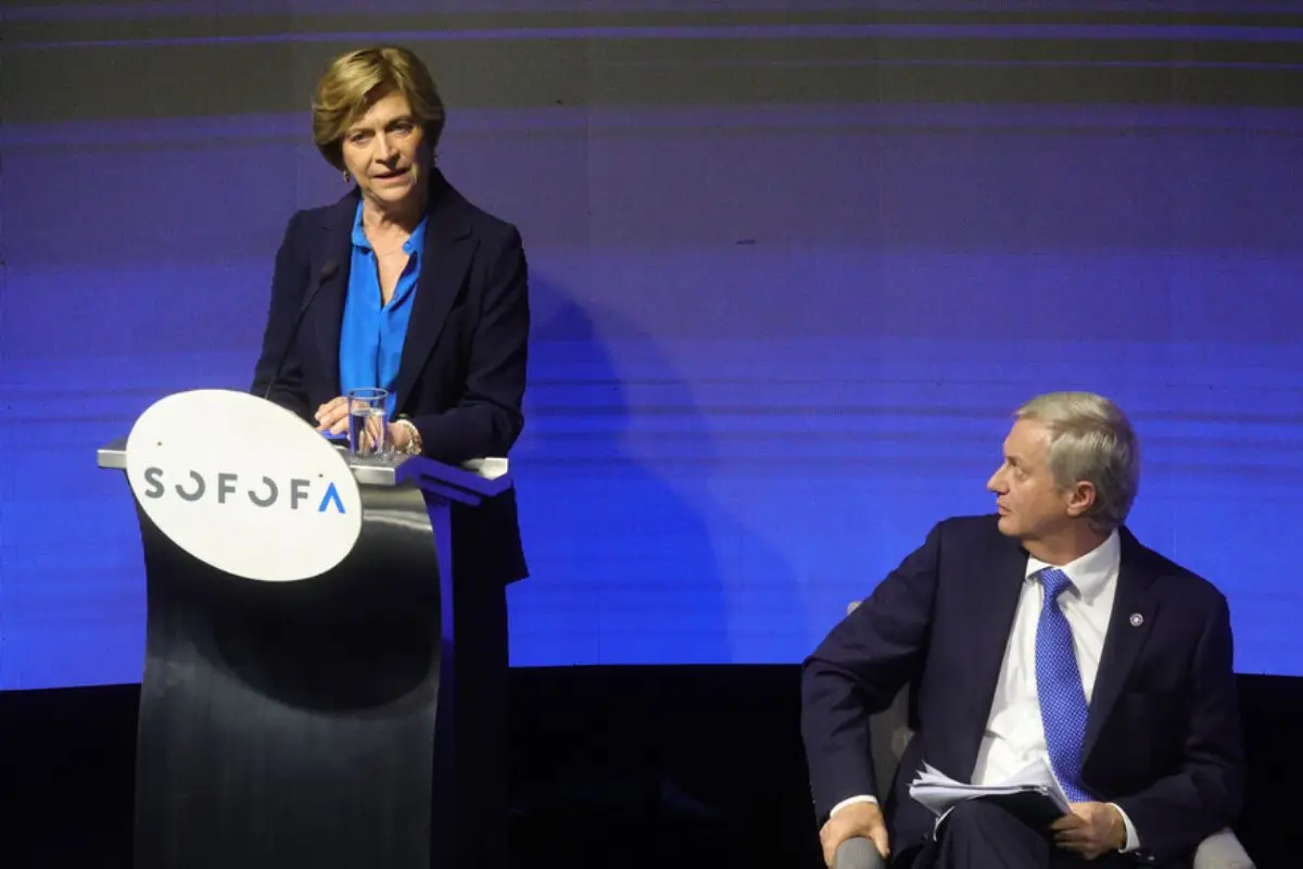 Matthei trató de populista a Kast, red X