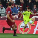 La U visita a Lanús por la Copa Sudamericana, red X