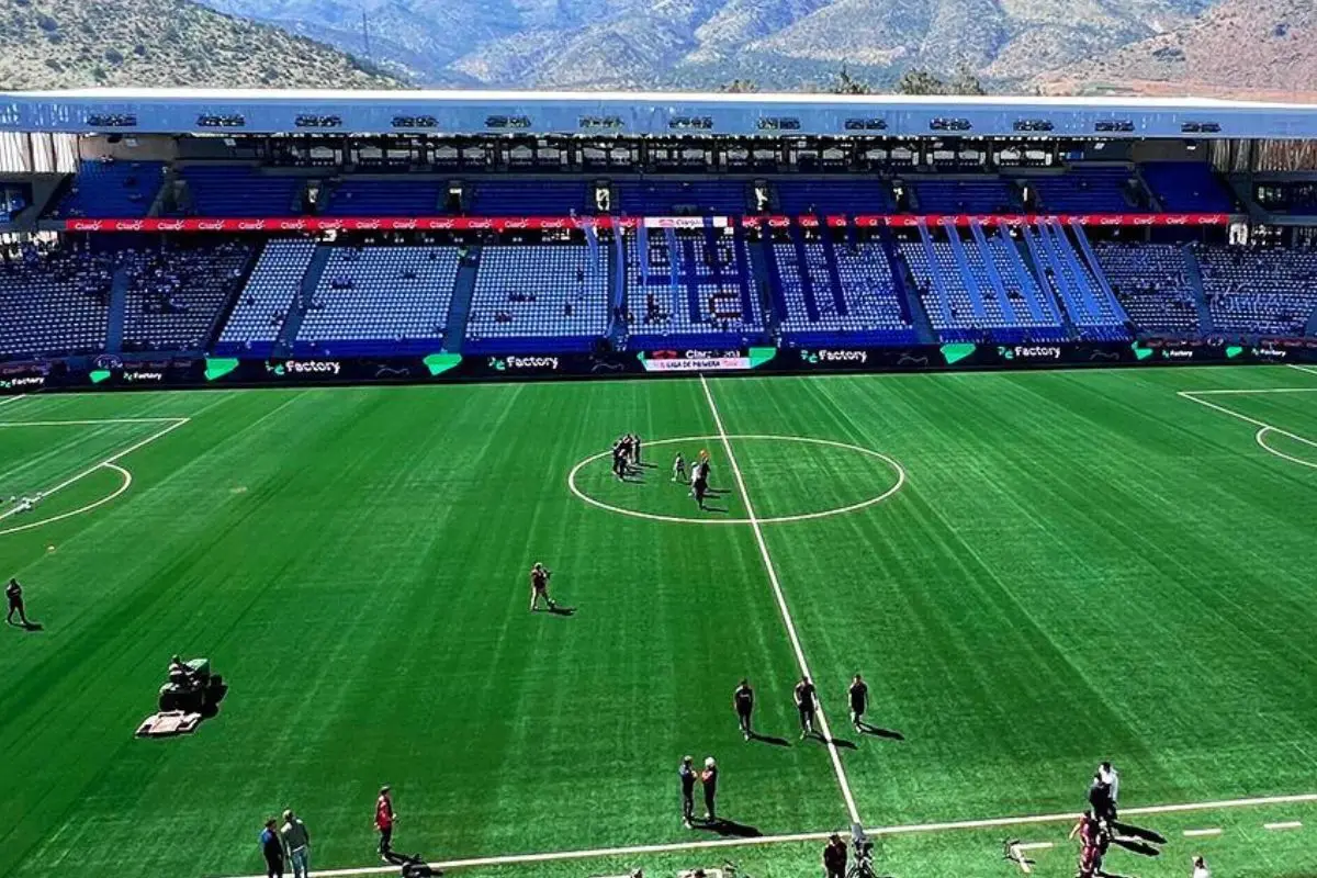 El Claro Arena escenario del clásico universitario, red X