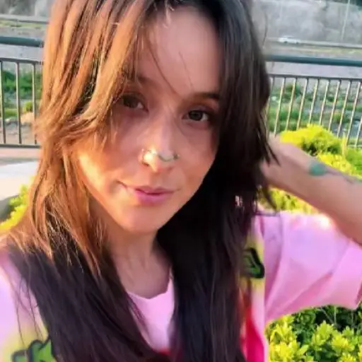 Denise Rosenthal ,Redes Sociales