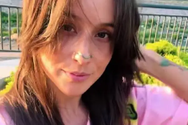 Denise Rosenthal ,Redes Sociales