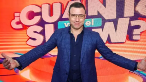 Julián Elfenbein volvió a la pantalla, red X
