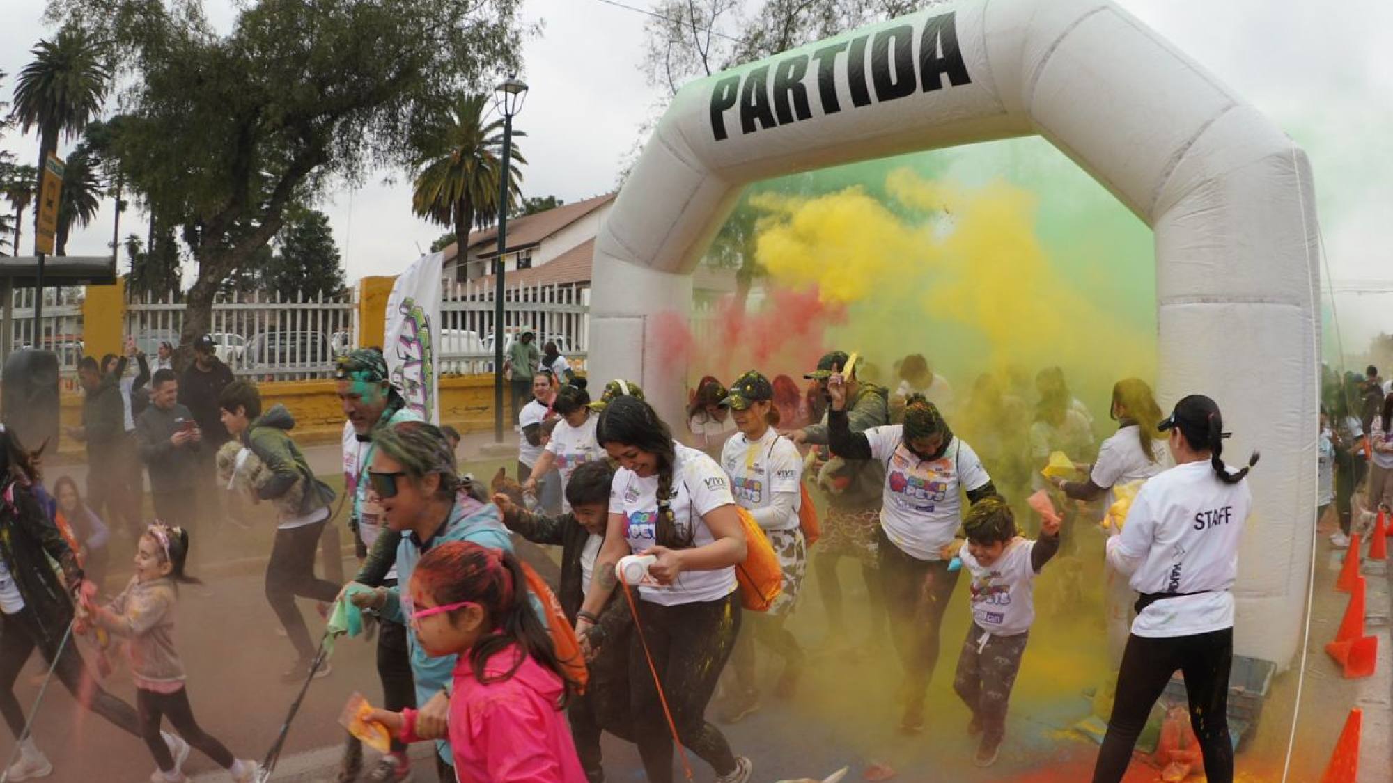 Corrida de miedo en La Florida: panorama familiar para la noche de Halloween