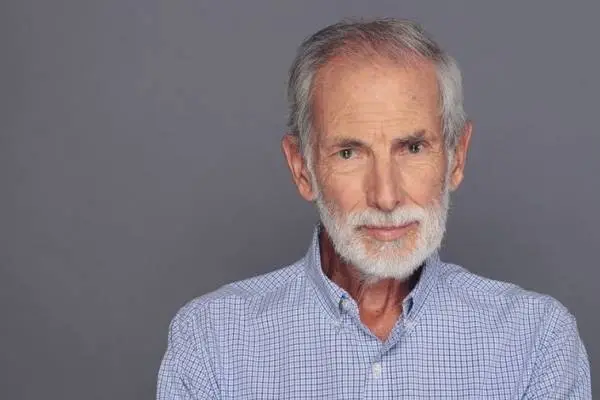 Héctor Noguera ,Redes Sociales