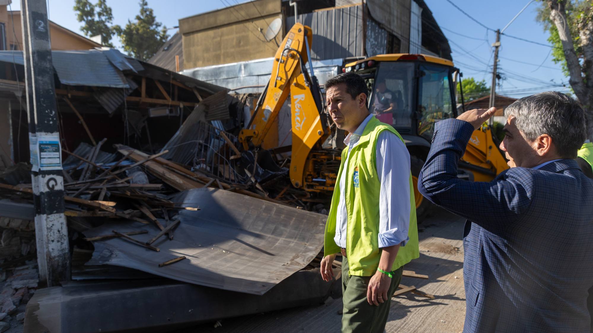 Municipalidad de Renca demolió casa narco vinculada a peligrosa banda delictual