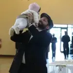 Así fue la llegada de Boric a votar junto a su hija Violeta, Redes sociales | X