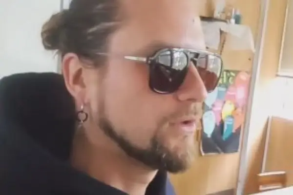 El curioso momento que se llevó Jean Philippe Cretton siendo vocal de mesa ,Jean Philippe Cretton | Instagram