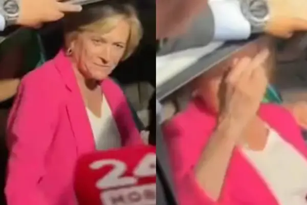 El polémico gesto de Evelyn Matthei hacia la prensa ,Captura 