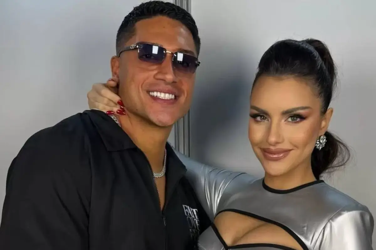 Emilia Dides y Sammis Reyes , Captura | Esto es incómodo 